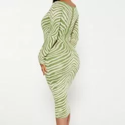 Fashion Nova Amina Sweater Midi Dress - Green/combo 7 Fashion Nova Amina Sweater Midi Dress - Green/combo -Fashion Nova Dresses Shop 09 14 22Studio4 ME KP 10 27 39 10 22840 Greencombo 14762 PB