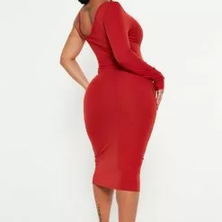 Fashion Nova Reena Ribbed Midi Dress - Brick Red -Fashion Nova Dresses Shop 09 14 22Studio6 DM DJ 10 18 42 3 RD48432L BrickRed 0447 JB