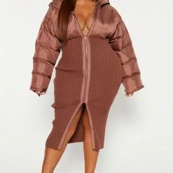 Fashion Nova Kim Puffer Midi Dress - Mocha -Fashion Nova Dresses Shop 09 15 22Studio4 DM IM 09 41 55 7 LD7348BFN Mocha 15377 PLUS SG