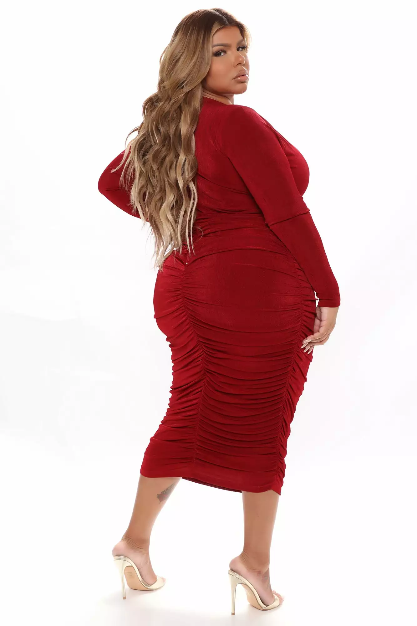Fashion Nova Fine Wine Ruched Midi Dress - Wine 9 Fashion Nova Fine Wine Ruched Midi Dress - Wine - Image 7