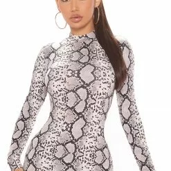 Fashion Nova Feelin It Midi Dress - Grey/combo 13 Fashion Nova Feelin It Midi Dress - Grey/combo -Fashion Nova Dresses Shop 09 28 20Studio2 MS SD 11 34 05 14 DZ7264 Greycombo 5593 EH