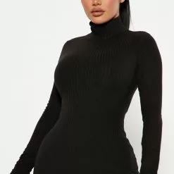 Fashion Nova Amika Ribbed Midi Dress - Black