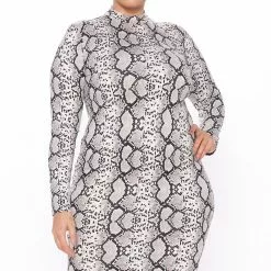 Fashion Nova Feelin It Midi Dress - Grey/combo 16 Fashion Nova Feelin It Midi Dress - Grey/combo -Fashion Nova Dresses Shop 10 05 20Studio3 EF JH 11 51 49 46 DZ7264 GreyCombo 0596 PLUS WG