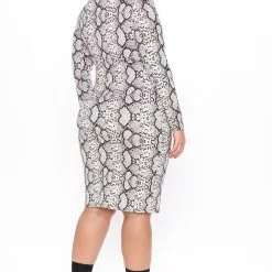 Fashion Nova Feelin It Midi Dress - Grey/combo 17 Fashion Nova Feelin It Midi Dress - Grey/combo -Fashion Nova Dresses Shop 10 05 20Studio3 EF JH 11 51 54 46 DZ7264 GreyCombo 0597 PLUS WG