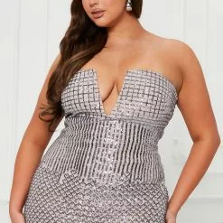 Fashion Nova Posh Living Sequin Maxi Dress - Silver -Fashion Nova Dresses Shop 10 10 22Studio7 KJ AC 13 25 37 49 FN791FN Silver 8807 PLUS ES