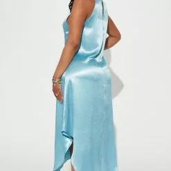 Fashion Nova Porchia Satin Midi Dress - Blue -Fashion Nova Dresses Shop 10 11 22Studio2 ME RL 13 44 49 13 DZ22G205 Blue 4934 ES