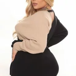 Fashion Nova Mona Colorblock Sweater Midi Dress - Black/combo -Fashion Nova Dresses Shop 10 27 21Studio1 DM RL 12 38 10 10 ID4391FN BlackCombo 6414 PLUS EH