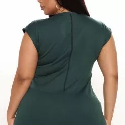 Fashion Nova CEO Moves Midi Dress - Emerald -Fashion Nova Dresses Shop 11 10 21Studio3 RT KP 12 47 56 41 D8502FN Emerald 0358 PLUS KS