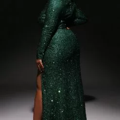 Fashion Nova Bianca Sequin Maxi Dress - Green 16 Fashion Nova Bianca Sequin Maxi Dress - Green -Fashion Nova Dresses Shop 11 10 21Studio6 SN RL 15 09 31 43 DR2105 Green 15977 PLUS WG