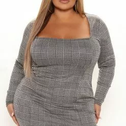 Fashion Nova New Boss Plaid Mini Dress - Black/combo -Fashion Nova Dresses Shop 11 15 21Studio2 MS R 15 55 32 70 JD44183L Blackcombo 1254 PLUS KL