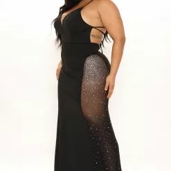 Fashion Nova Fierce Moment Maxi Dress - Black 17 Fashion Nova Fierce Moment Maxi Dress - Black -Fashion Nova Dresses Shop 11 15 21Studio3 ME KP 11 12 33 14 FNT412 Black 2294 PLUS KL