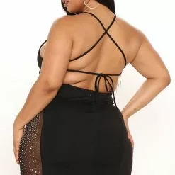 Fashion Nova Fierce Moment Maxi Dress - Black 18 Fashion Nova Fierce Moment Maxi Dress - Black -Fashion Nova Dresses Shop 11 15 21Studio3 ME KP 11 12 41 14 FNT412 Black 2299 PLUS KL