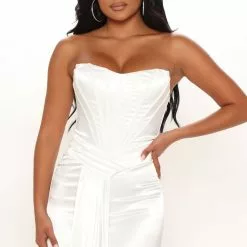 Fashion Nova Celebration Time Satin Gown - White 11 Fashion Nova Celebration Time Satin Gown - White -Fashion Nova Dresses Shop 11 29 21Studio3 ME KG 13 34 31 41 FNT380 White 8973 EH
