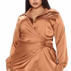 Fashion Nova Gabriella Satin Maxi Shirt Dress - Copper 18 Fashion Nova Gabriella Satin Maxi Shirt Dress - Copper -Fashion Nova Dresses Shop 12 04 20Studio3 RT JH 13 32 26 52 DR1645 Copper 0514 PLUS JK