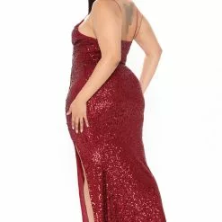 Fashion Nova Highlight Sequin Maxi Dress - Burgundy 15 Fashion Nova Highlight Sequin Maxi Dress - Burgundy -Fashion Nova Dresses Shop 12 04 20Studio3 RT JH 13 46 47 57 DR1467 Burgundy 69653 PLUS KL