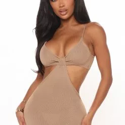 Fashion Nova Walk On The Beach Maxi Dress - Mocha -Fashion Nova Dresses Shop 12 21 20Studio2 SN SD 15 21 12 63 EP1171 Mocha 3550 JK 1