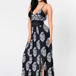 Fashion Nova Holy Slit Dress - Navy 24 Fashion Nova Holy Slit Dress - Navy -Fashion Nova Dresses Shop Fashion Nova 01 20 17 420