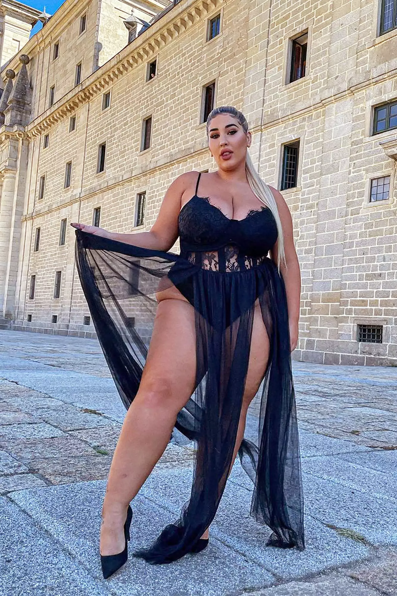 Fashion Nova Into The Right Mood Maxi Dress - Black 9 Fashion Nova Into The Right Mood Maxi Dress - Black - Image 7