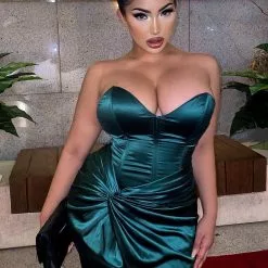 Fashion Nova Right Next Door Satin Maxi Dress - Hunter -Fashion Nova Dresses Shop RightNextDoorSatinMaxiDress Hunter MER